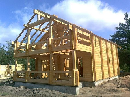 С чего следует начинать строительство деревянного дома?