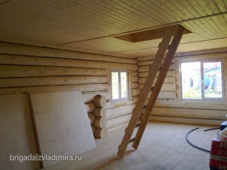 Веранда деревянного дома